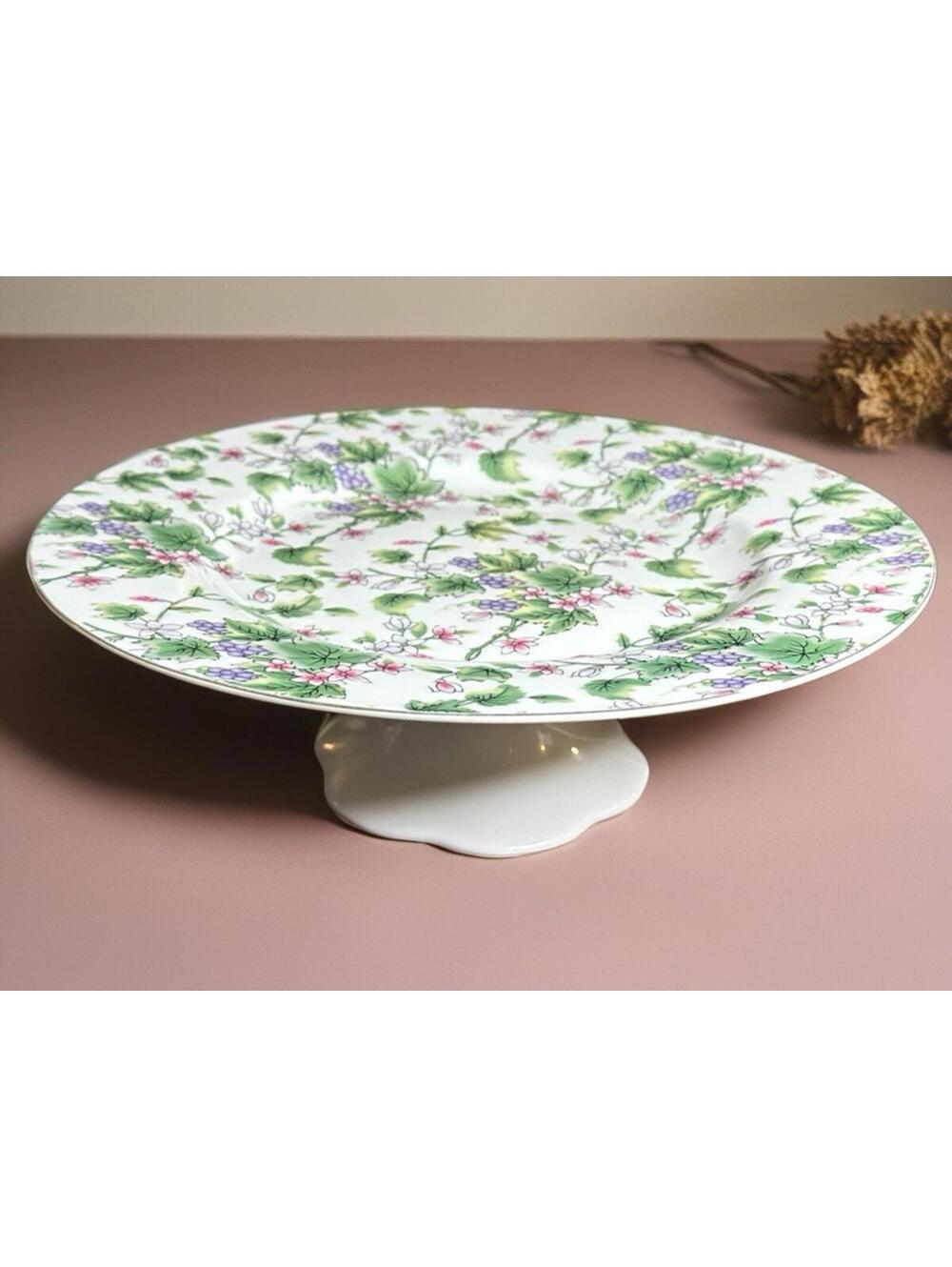 Studio Silver Cordon Bleu Collection Floral Pedestal Cake Stand